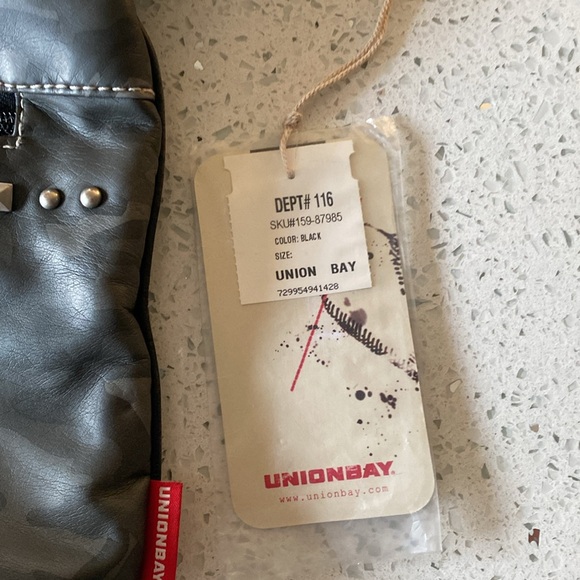 Union bay bag dark Camo - Picture 2 of 3